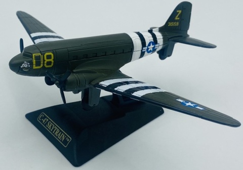 Samolot Boeing C-47 Skytrain Dakota model podstawka METAL Motormax Samolot Boeing C-47 Skytrain Dakota model podstawka METAL Motormax