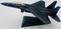 Samolot Boeing F-15 Strike Eagle model podstawka METAL Motormax czarny