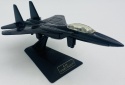 Samolot Boeing F-15 Strike Eagle model podstawka METAL Motormax czarny
