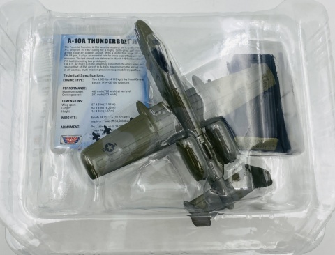 Samolot Fairchild Republic A-10 Thunderbolt model podstawka METAL Motormax Samolot Fairchild Republic A-10 Thunderbolt model podstawka METAL Motormax