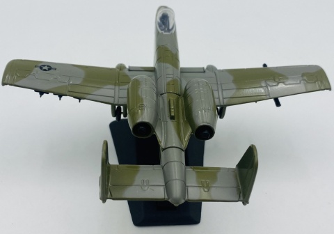 Samolot Fairchild Republic A-10 Thunderbolt model podstawka METAL Motormax Samolot Fairchild Republic A-10 Thunderbolt model podstawka METAL Motormax