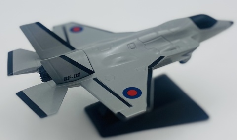 Samolot Lockheed Martin F-35 Lightning II GB model podstawka METAL Motormax Samolot Lockheed Martin F-35 Lightning II GB model podstawka METAL Motormax