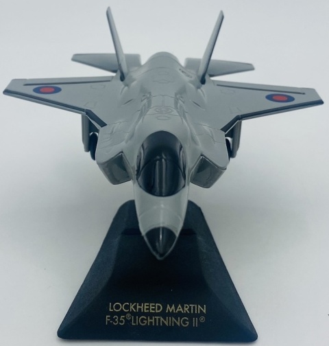 Samolot Lockheed Martin F-35 Lightning II GB model podstawka METAL Motormax Samolot Lockheed Martin F-35 Lightning II GB model podstawka METAL Motormax