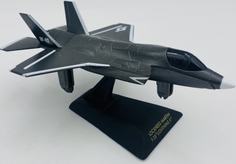 Samolot Lockheed Martin F-35 Lightning II model podstawka METAL Motormax Samolot Lockheed Martin F-35 Lightning II model podstawka METAL Motormax