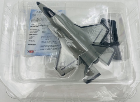 Samolot Lockheed Martin F-35 Lightning II model podstawka METAL Motormax Samolot Lockheed Martin F-35 Lightning II model podstawka METAL Motormax