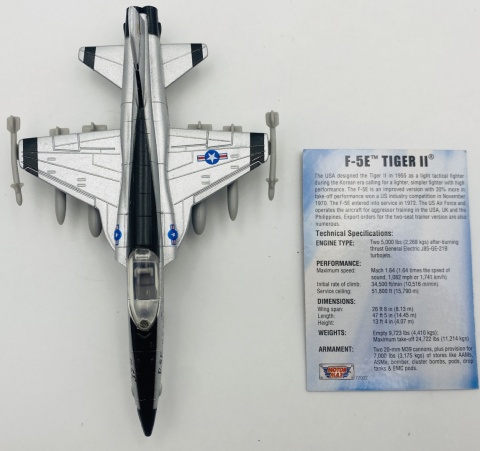 Samolot Northrop F-5E Tiger II model podstawka METAL Motormax Samolot Northrop F-5E Tiger II model podstawka METAL Motormax