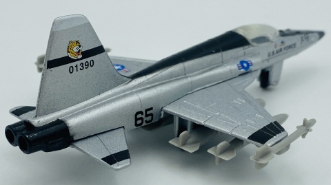 Samolot Northrop F-5E Tiger II model podstawka METAL Motormax Samolot Northrop F-5E Tiger II model podstawka METAL Motormax