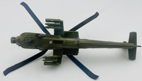 Śmigłowiec Boeing AH-64 Apache Longbow model podstawka METAL Motormax Śmigłowiec Boeing AH-64 Apache Longbow model podstawka METAL Motormax