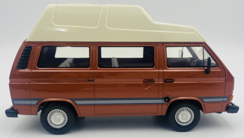 VW Type 2 (T3) camper Westfalia 1:24 Motormax 79594 VW Type 2 (T3) camper Westfalia 1:24 Motormax 79594