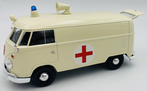 Volkswagen Type 2 T1 Ambulance karetka pogotowia model 1:24 Motormax 79565 Volkswagen Type 2 T1 Ambulance karetka pogotowia model 1:24 Motormax 79565