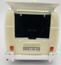 Volkswagen Type 2 T1 Ambulance karetka pogotowia model 1:24 Motormax 79565