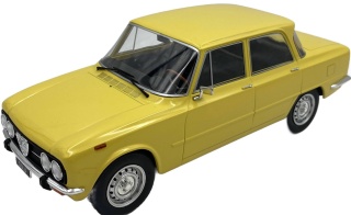 Alfa Romeo Giulia Nuova Super 1974 1:18 model MCG 18334 żółty
