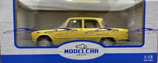 Alfa Romeo Giulia Nuova Super 1974 1:18 model MCG 18334 żółty