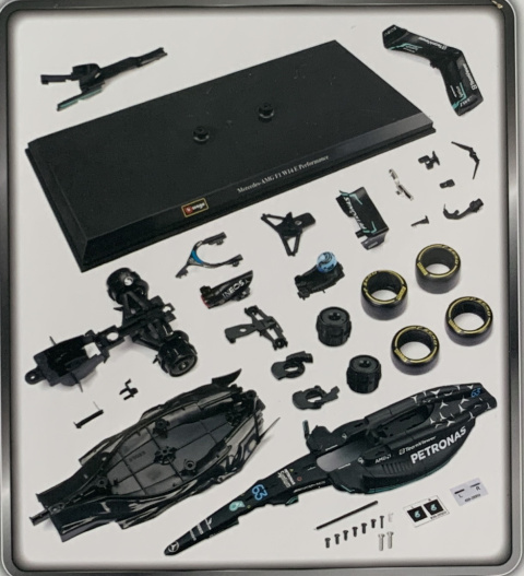 Bolid do składania F1 Mercedes AMG W14 E 2023 #63 Russell Bburago 1:24 Bolid do składania F1 Mercedes AMG W14 E 2023 #63 Russell Bburago 1:24