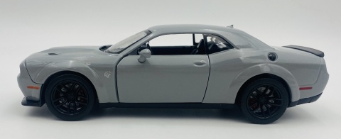 DODGE Challenger SRT Hellcat 2018 1:24 Motormax 79350 jasny szary DODGE Challenger SRT Hellcat 2018 1:24 Motormax 79350 jasny szary