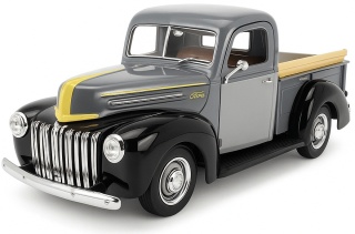 Ford Pickup Jailbar 1942-1947 1:24 Motormax 79388 szary