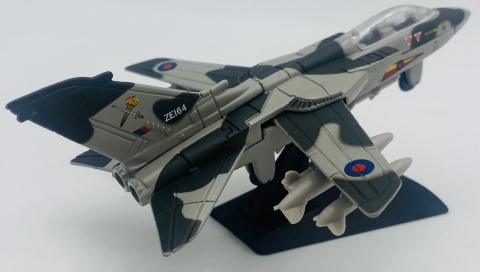 Samolot Panavia Tornado podstawka METAL Motormax