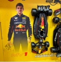 ZESTAW Red Bull F1 Verstappen Perez RB20 2024 do zawieszenia BBurago 1:43