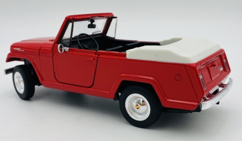 Jeep Jeepster Commando Roadster 1967 model 24117 Welly 1:24 czerwony