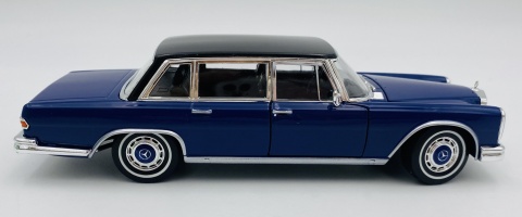 Mercedes-Benz 600 1963 model 24121 Welly 1:24 granatowy