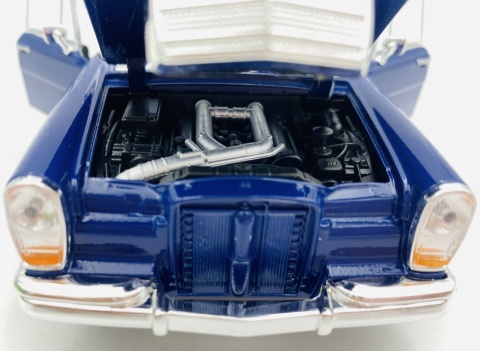 Mercedes-Benz 600 1963 model 24121 Welly 1:24 granatowy