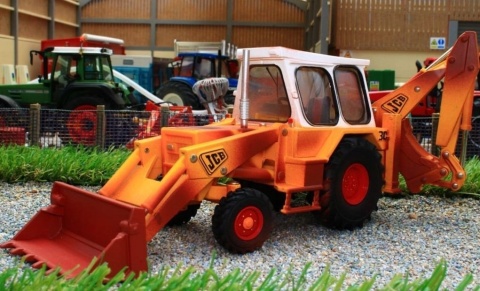Model koparki JCB 3C Mark III at work Britains 43280 1:32