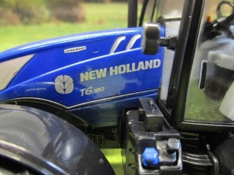 NEW HOLLAND T6.180 Blue Power 1:32 Britains 43319