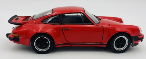 PORSCHE 911 Turbo 3.0 1974 model 24043 metal WELLY 1:24 czerwony