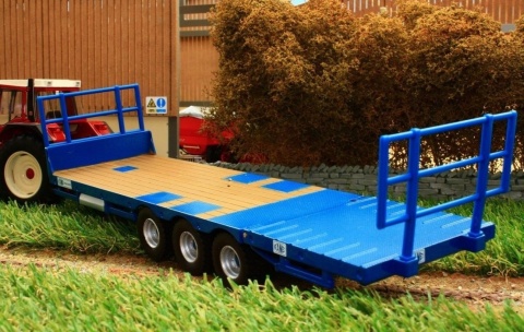 Przyczepa do słomy KANE 1:32 Britains 43218