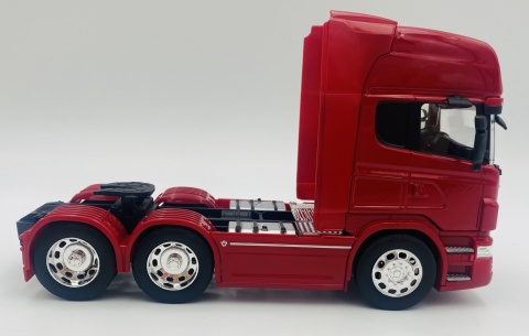 Scania V8 R730 3 osiowy ciągnik siodłowy model WELLY 32670 1:32 czerwony