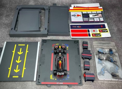 ZESTAW Red Bull F1 #1 Verstappen Pit Stop diorama 2024 RB20 BBurago 1:43