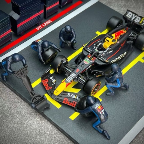 ZESTAW Red Bull F1 #1 Verstappen Pit Stop diorama 2024 RB20 BBurago 1:43