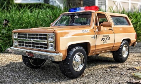 CHEVROLET Blazer Stranger Thinks model JADA 1:24 CHEVROLET Blazer Stranger Thinks model JADA 1:24