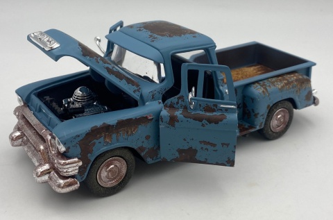 1955 GMC Blue Chip podrdzewiały 1:24 Motormax 79071 Weathered Treasures