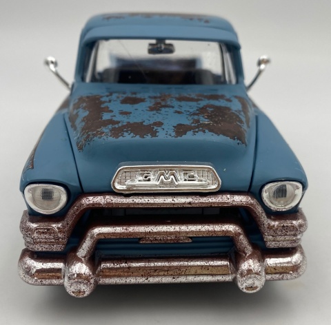 1955 GMC Blue Chip podrdzewiały 1:24 Motormax 79071 Weathered Treasures
