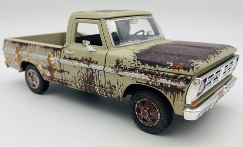 1972 Ford F-100 podrdzewiały 1:24 Motormax 79074 Weathered Treasures
