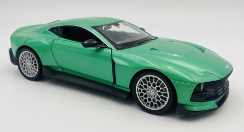 Aston Martin Valour metal model 24130 Welly 1:24