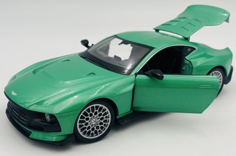 Aston Martin Valour metal model 24130 Welly 1:24