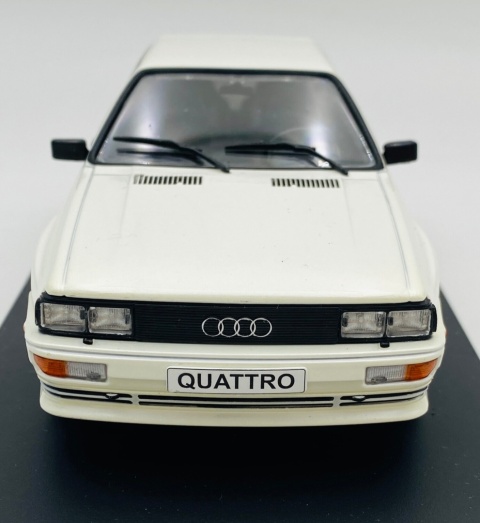 Audi Quattro 1981 model 124247 WhiteBox 1:24 biały