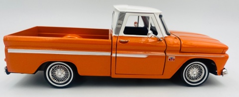 Chevy C10 Fleetside 1966 Pickup 1:24 Motormax 79034 Get Low Series orange