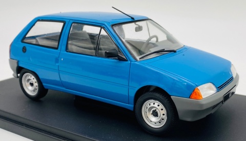 Citroen AX 1986 model 124256 WhiteBox 1:24 niebieski