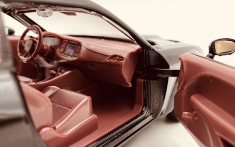 DODGE Challenger SRT Hellcat 1:24 Motormax 79350 czarny