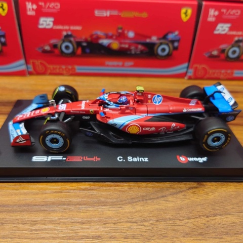 F1 FERRARI F1 SF24 2024 MIAMI Sainz KASK BBurago 1:43