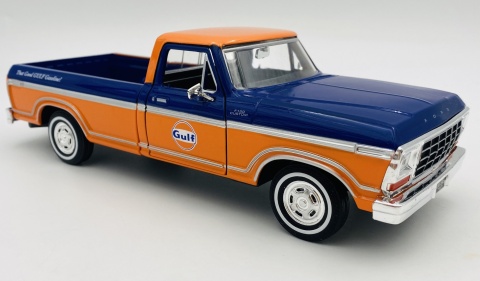 Ford F-150 Custom Pickup 1979 + oil tanker GULF 1:24 Motormax 79612