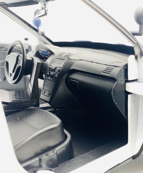 Ford Interceptor Police Utility 2015 światło / dźwięk 1:18 Motormax 73995