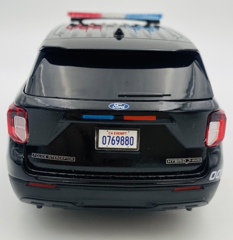 Ford Interceptor Police Utility 2022 Hybrid model 1:24 Motormax 76992