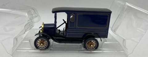 Ford Model T Paddy Wagon 1925 1:24 Motormax Platinum 79316 niebieski
