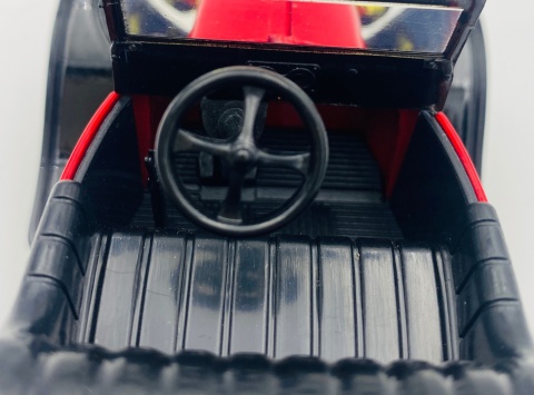 Ford Model T Touring convertible 1925 1:24 Platinum Motormax 79328 czerwony