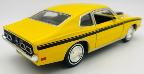 Mercury Comet 1971 GT Version 1:24 Motormax 79047 żółty