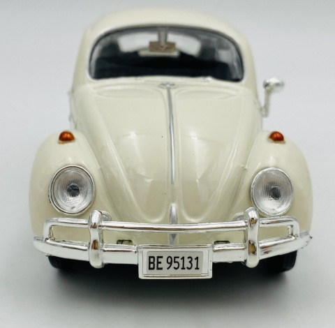 VW Beetle 1966 007 Bond On Her Majesty's Secret Service 1:24 Motormax 79854